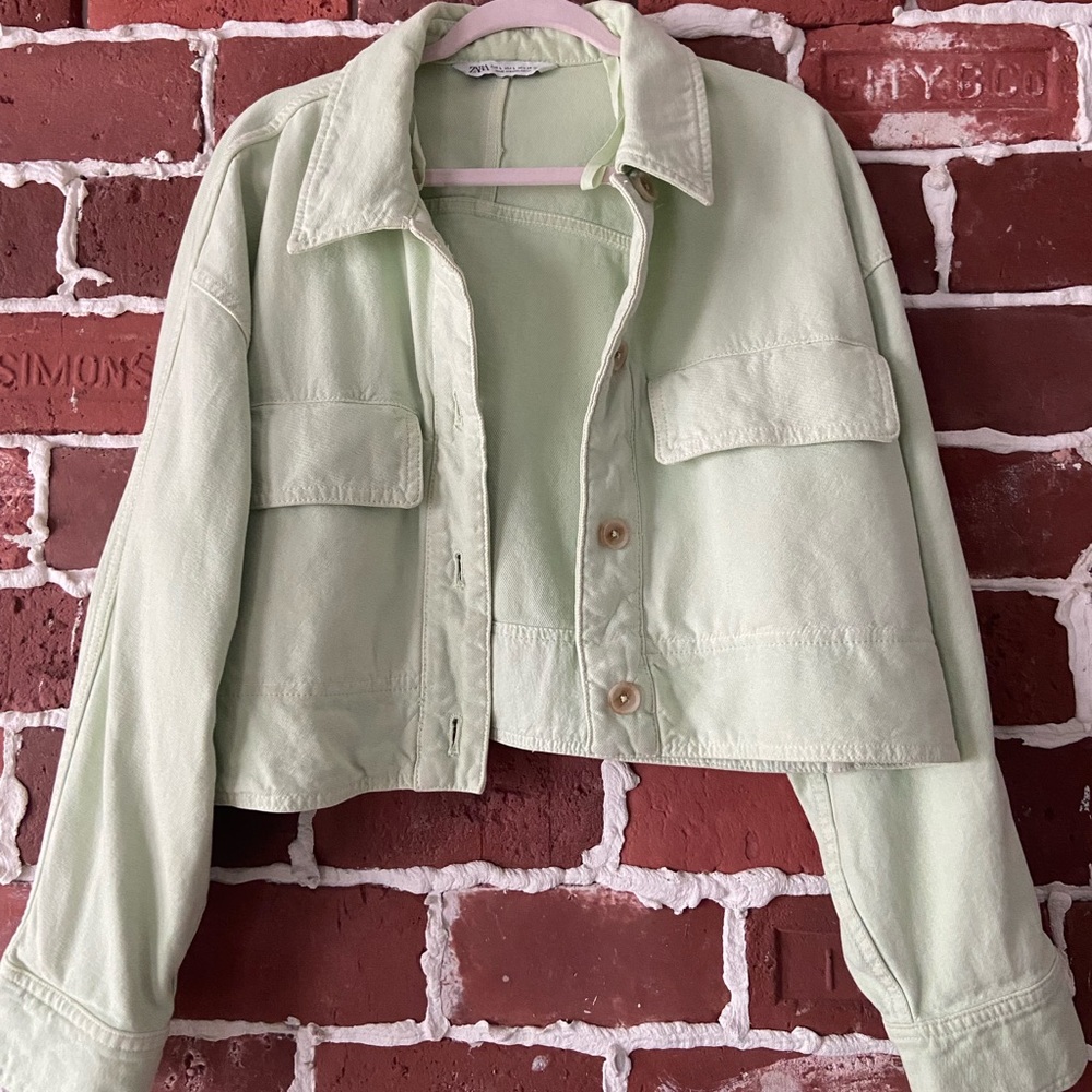 Zara Green Cropped Light Jacket